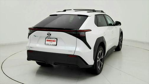 2025 Toyota bZ4X XLE