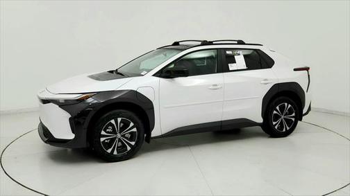 2025 Toyota bZ4X XLE