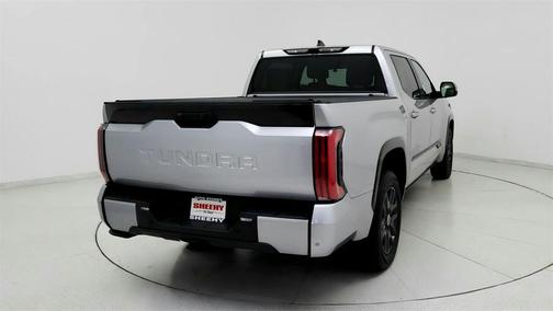 2024 Toyota Tundra Hybrid Platinum