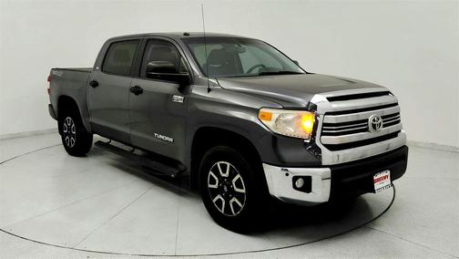 2017 Toyota Tundra SR5