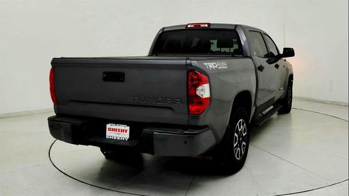 2017 Toyota Tundra SR5