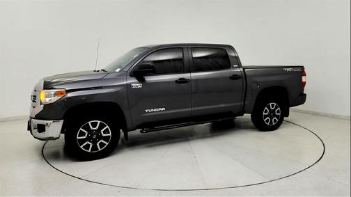 2017 Toyota Tundra SR5