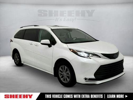 2023 Toyota Sienna XLE 7 Passenger