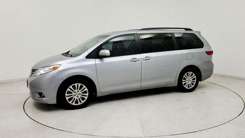 Silver Sky 2017 Toyota Sienna XLE