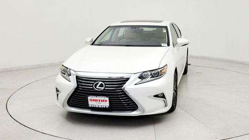 White Pearl 2016 Lexus ES 350 Base