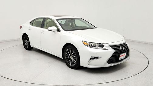 White Pearl 2016 Lexus ES 350 Base