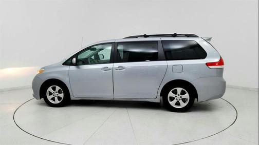 2014 Toyota Sienna LE