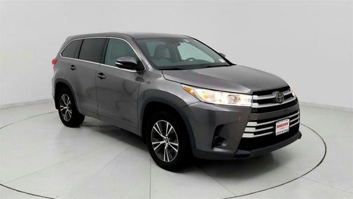 2017 Toyota Highlander LE