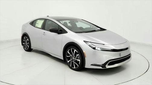 2025 Toyota Prius L