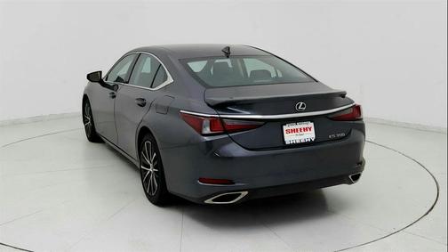 2022 Lexus ES 350 Base