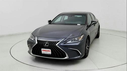 2022 Lexus ES 350 Base