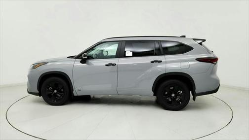 2024 Toyota Highlander Hybrid XLE