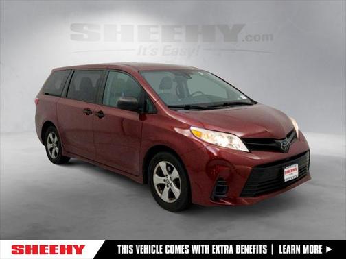 2020 Toyota Sienna SE