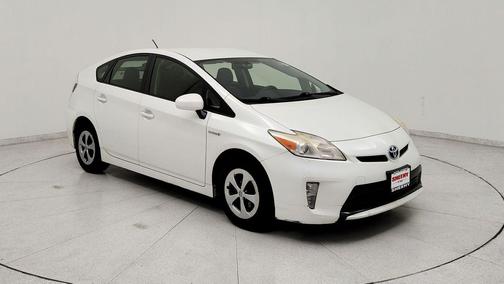 Blizzard Pearl 2014 Toyota Prius Three