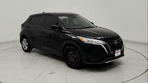 2022 Nissan Kicks S