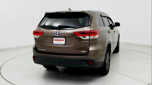 2017 Toyota Highlander Hybrid XLE