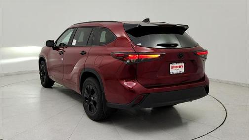 2025 Toyota Highlander Hybrid XLE