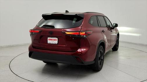 2025 Toyota Highlander Hybrid XLE
