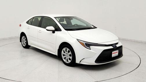 Ice 2023 Toyota Corolla Hybrid LE