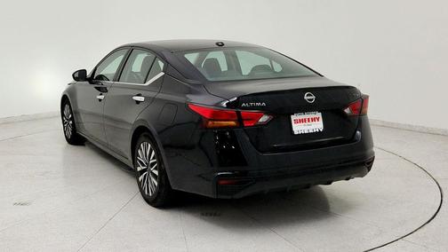 Super Black 2024 Nissan Altima 2.5 SV