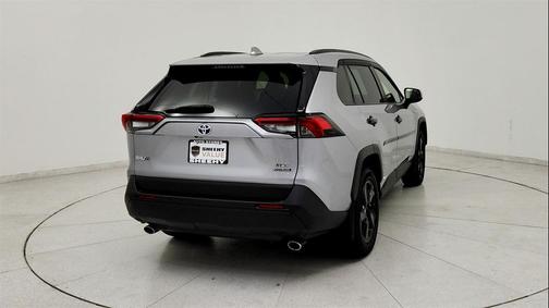 2021 Toyota RAV4 Hybrid XLE Premium