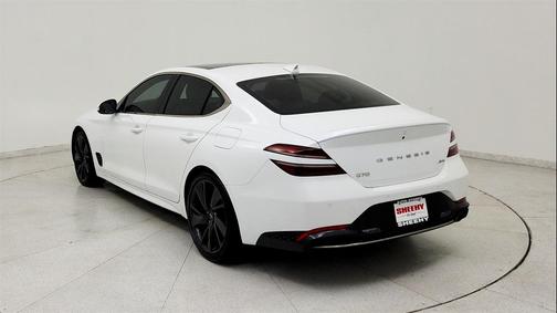 2023 Genesis G70 2.0T AWD