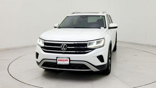 White 2021 Volkswagen Atlas 3.6L SEL Premium
