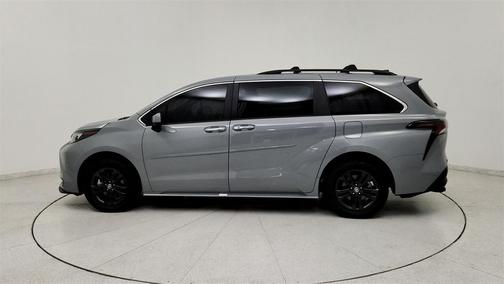2024 Toyota Sienna Woodland Edition
