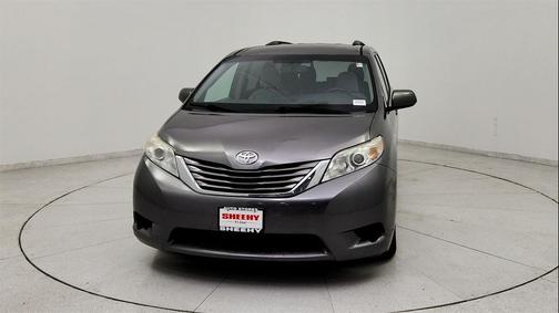 2017 Toyota Sienna LE