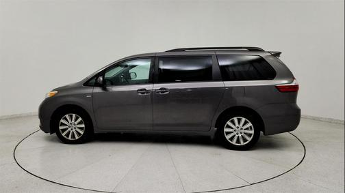 2017 Toyota Sienna LE