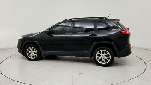 Brilliant Black Crystal Pearlcoat 2015 Jeep Cherokee Sport