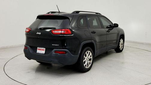 Brilliant Black Crystal Pearlcoat 2015 Jeep Cherokee Sport