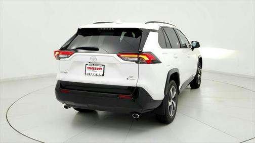 2025 Toyota RAV4 Hybrid SE
