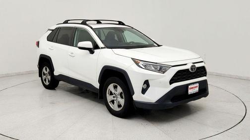Super White 2019 Toyota RAV4 XLE
