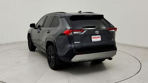 2025 Toyota RAV4 Hybrid SE