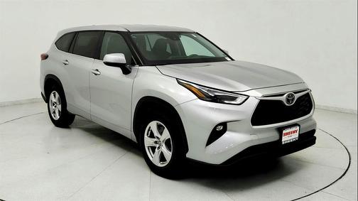 2024 Toyota Highlander LE