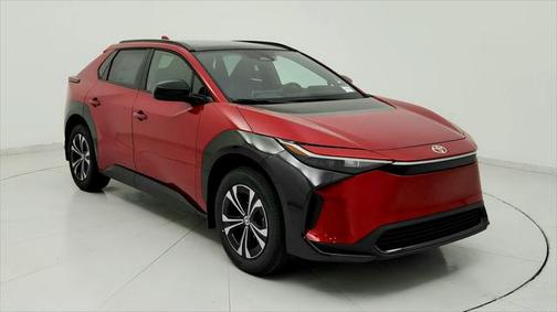 2025 Toyota bZ4X XLE