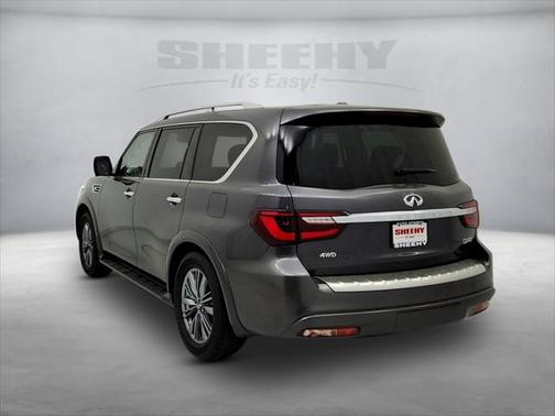 2022 INFINITI QX80 Luxe