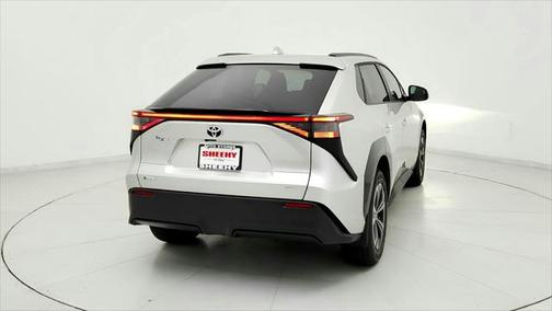 2025 Toyota bZ4X XLE
