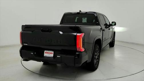 2024 Toyota Tundra Hybrid Platinum