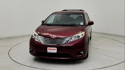 2015 Toyota Sienna XLE Premium