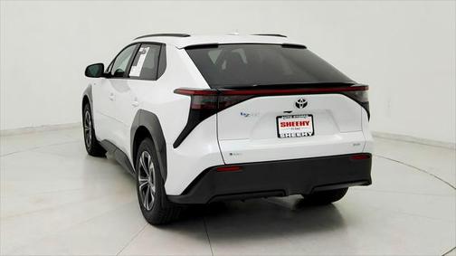 2025 Toyota bZ4X XLE