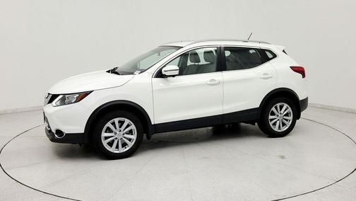 Glacier White 2017 Nissan Rogue Sport SV