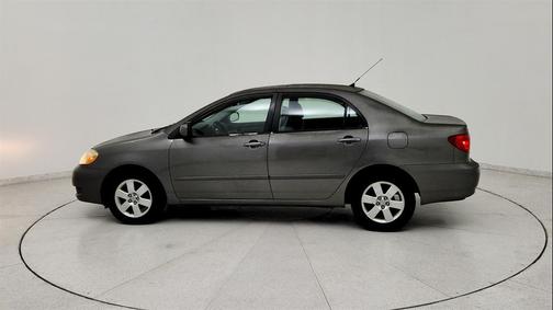 2005 Toyota Corolla LE