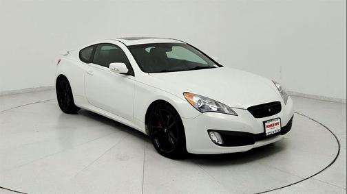 2011 Hyundai Genesis Coupe 3.8 Track