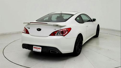 2011 Hyundai Genesis Coupe 3.8 Track