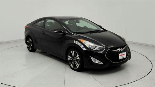 2013 Hyundai ELANTRA SE