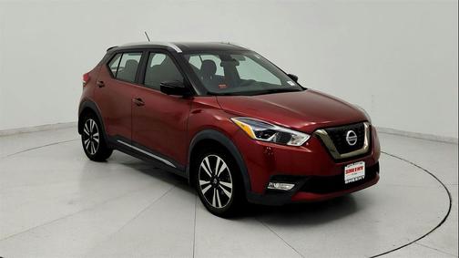 2019 Nissan Kicks SR
