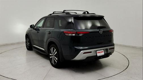 2023 Nissan Pathfinder Platinum 4WD