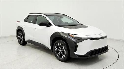 2025 Toyota bZ4X XLE